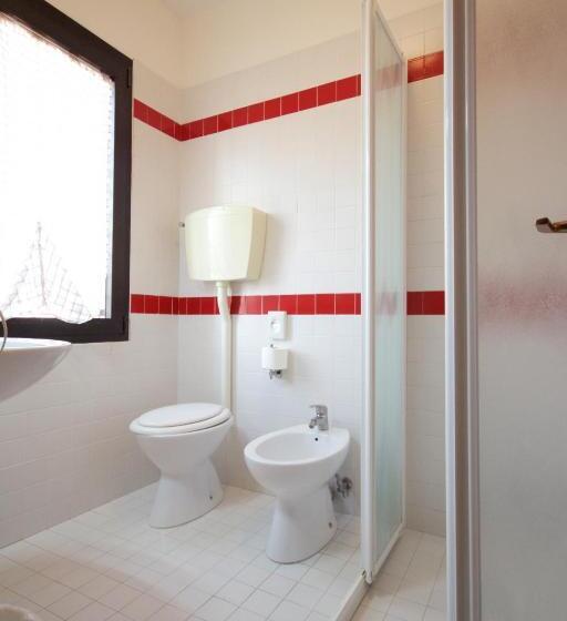 标准单人间, Serenella