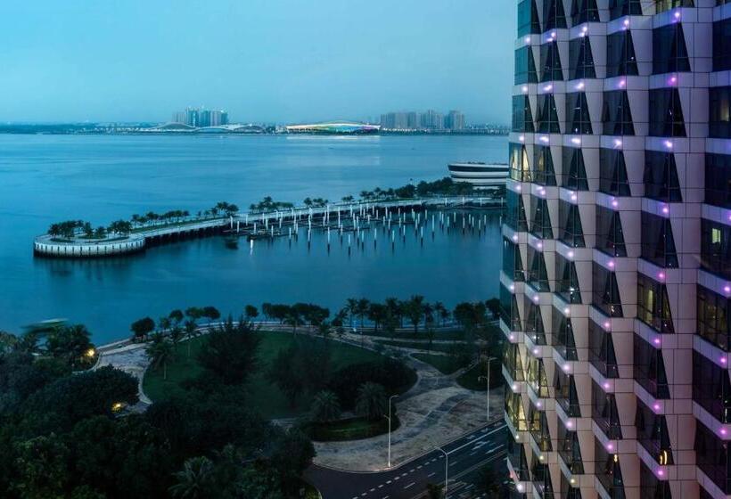 חדר דלוקס נוף לים, Sheraton Zhanjiang