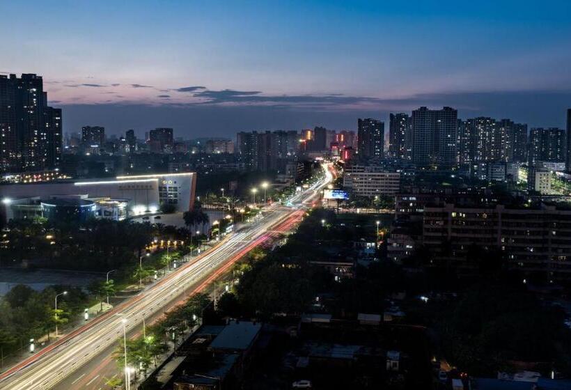 Номер Клуб Кровать Кинг, Sheraton Zhanjiang