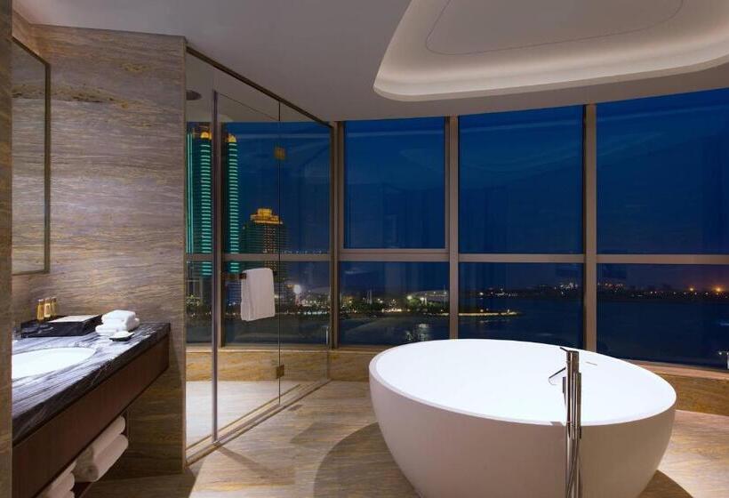 סוויטת פרמיום עם נוף לים, Sheraton Zhanjiang