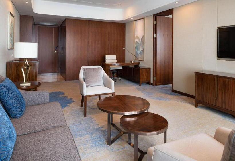 סוויטת פרמיום עם נוף לים, Sheraton Zhanjiang