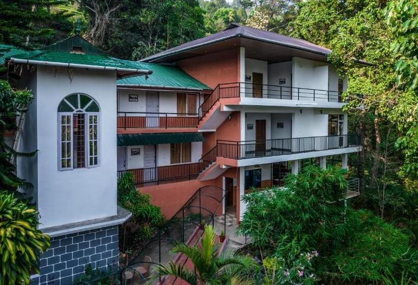 اتاق لوکس با بالکن, Spice Jungle Resort