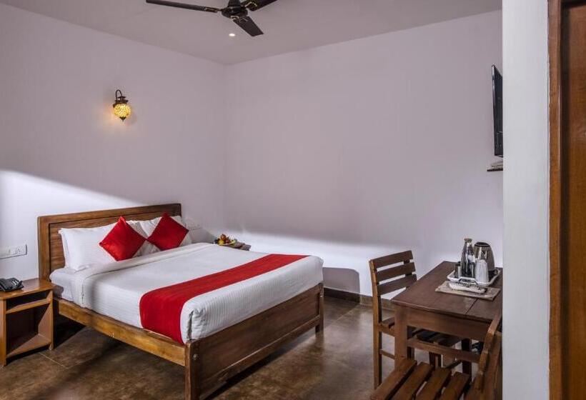 اتاق لوکس با بالکن, Spice Jungle Resort