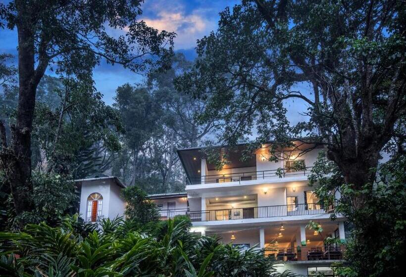 اتاق لوکس با بالکن, Spice Jungle Resort