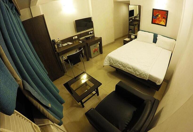 اتاق لوکس, Tex Palazzo