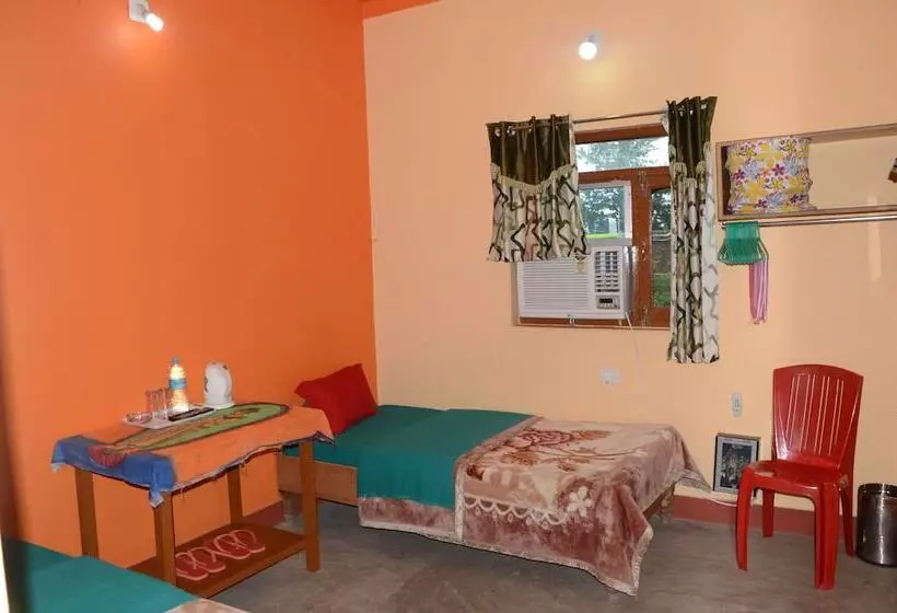 バルコニー付きデラックスルーム, Kundanbazar Guest House
