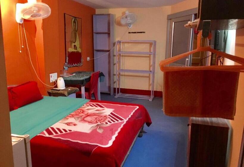 مجموعه ویستا شهر, Kundanbazar Guest House