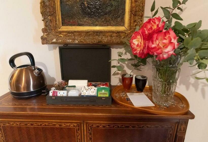 标准间, Casabella 22