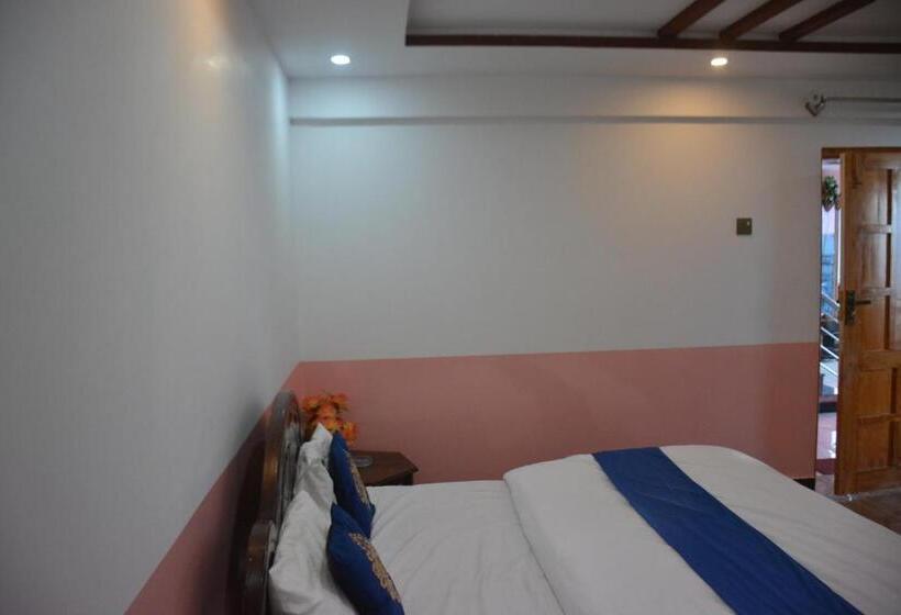 اتاق لوکس خانوادگی, Eagle Nest Cottage, Kala Bagh