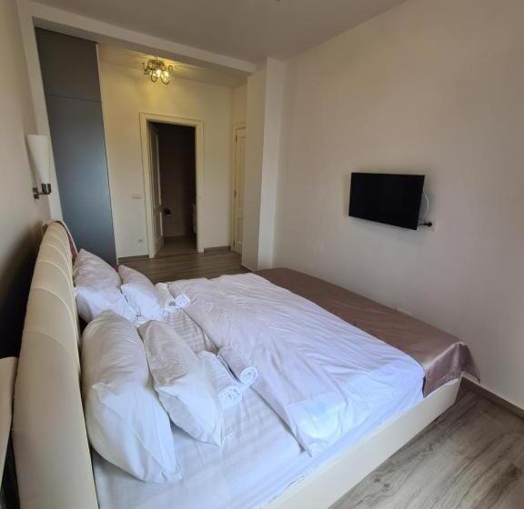 اتاق استاندارد با چشمانداز کوهستان, Opera Apartments