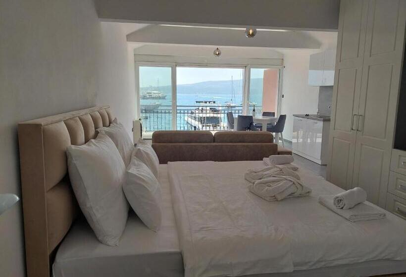 آپارتمان 1 خوابه با چشمانداز دریا, Opera Apartments