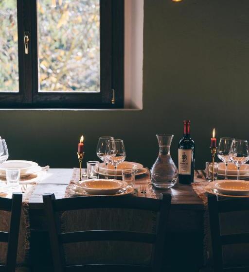 منزل غرفة نوم واحدة, Casa Immersa Nelle Colline Romagnole