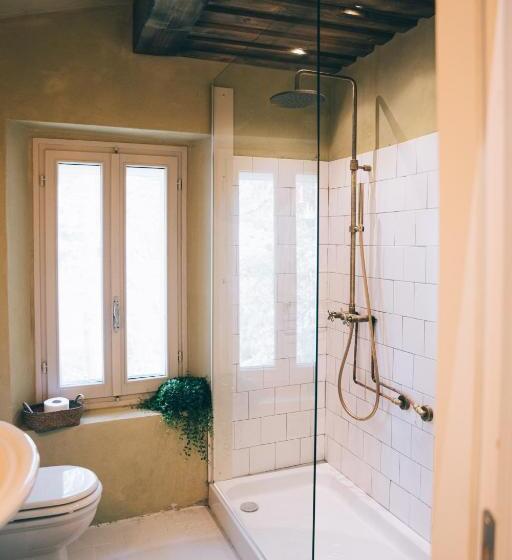 منزل غرفة نوم واحدة, Casa Immersa Nelle Colline Romagnole