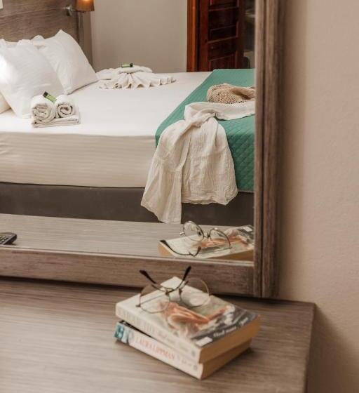 스탠다드 스튜디오, Anna Katerina Apartments