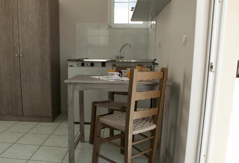 스탠다드 스튜디오, Anna Katerina Apartments