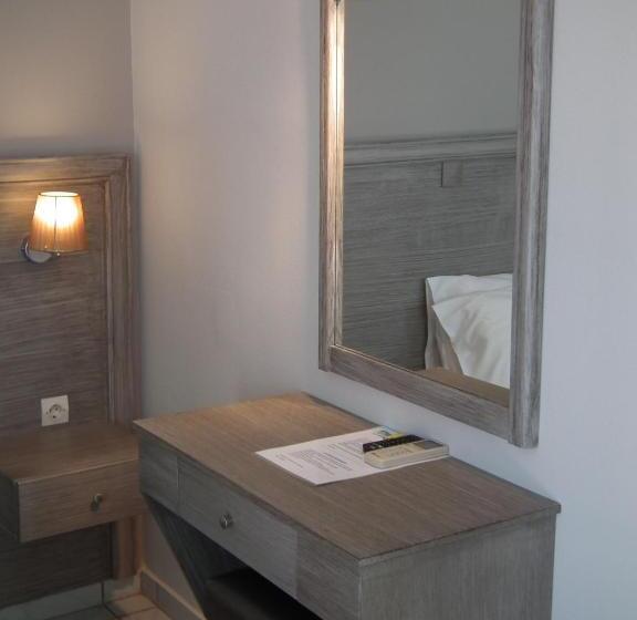 스탠다드 스튜디오, Anna Katerina Apartments