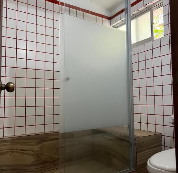 חדר סטנדרט עם מיטת קינג, Casa Bugambilia, Un Pequeño Hotel En Tepoztlán