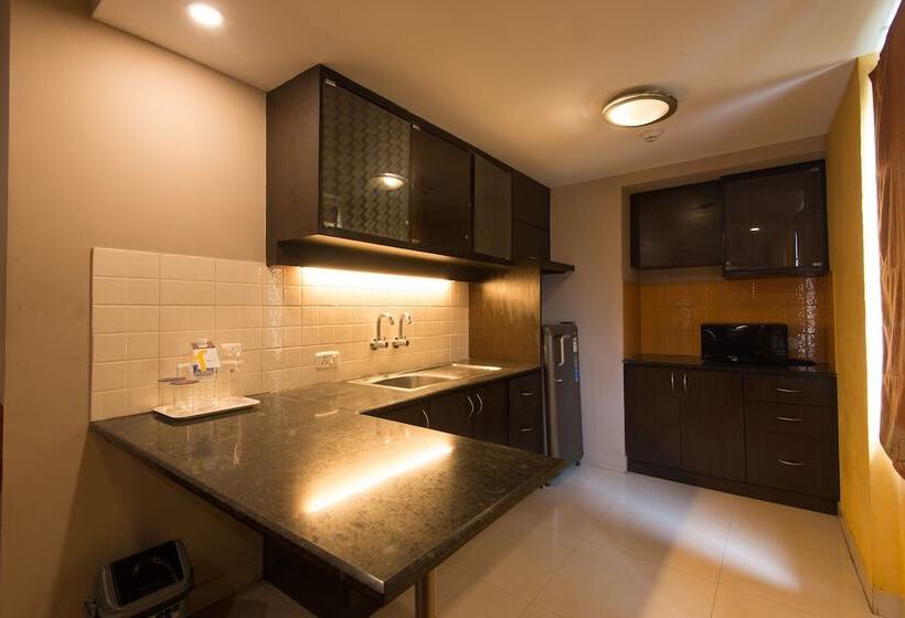 דירת חדר, Fabhotel Santhome Inn