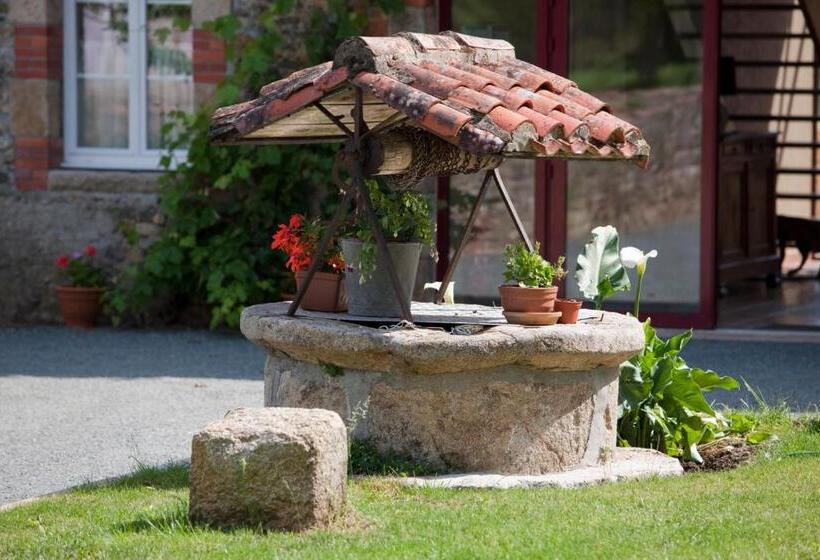 غرفة قياسية لذوى الاحتياجات الخاصة, Chateau De La Richerie