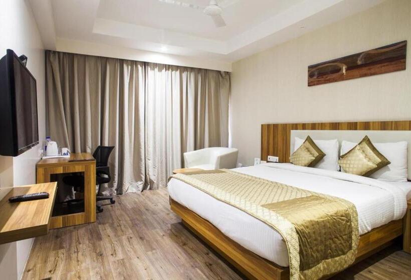 اتاق پرمیوم, Le Roi Udaipur