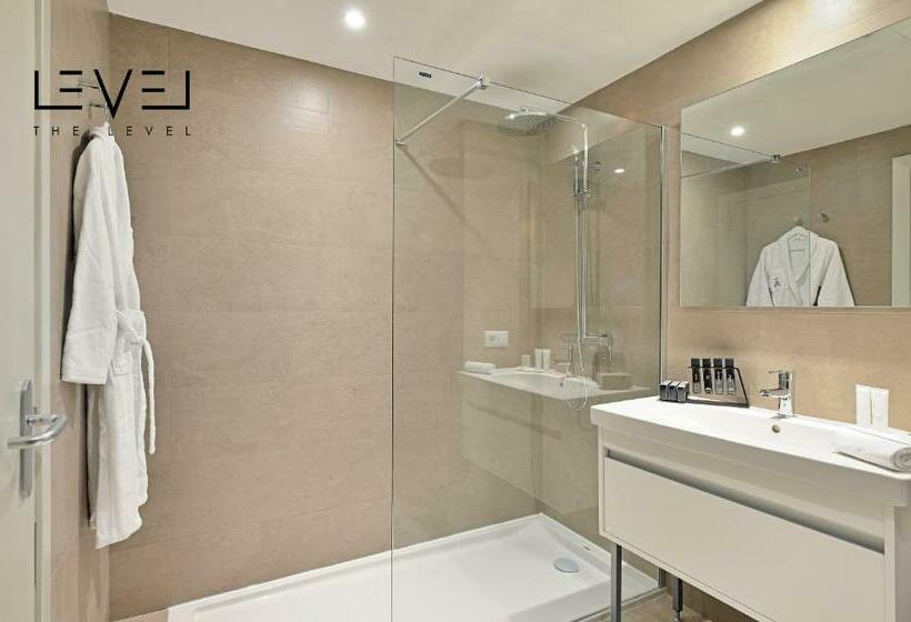 اتاق پرمیوم با چشمانداز دریا, Meliá Calviá Beach