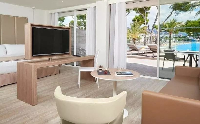 スイート, Meliá Calviá Beach