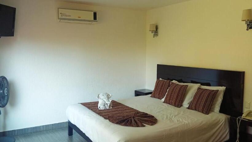 غرفة فردية مطلة على الحديقة, Punta Galeria