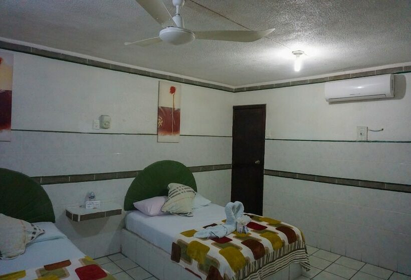 חדר סטנדרט שתי מיטות זוגיות, Real Azteca