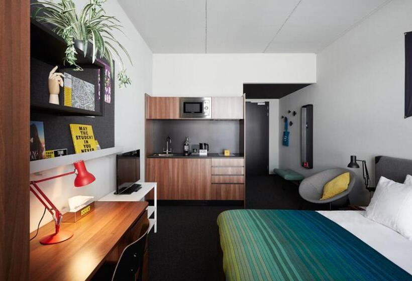 إستوديو ديلوكس, The Social Hub Amsterdam City