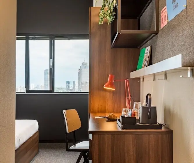 Standard Single Room, The Social Hub Amsterdam City