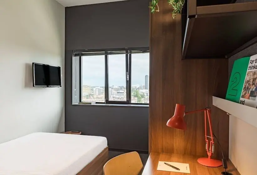 Standard Single Room, The Social Hub Amsterdam City
