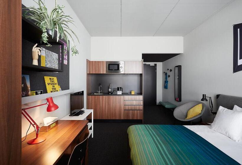 إستوديو ديلوكس, The Social Hub Amsterdam City