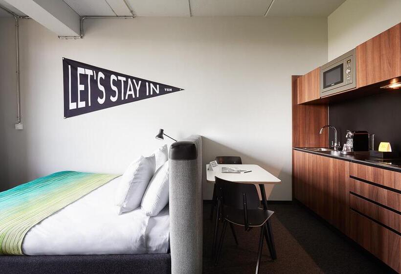 إستوديو ديلوكس, The Social Hub Amsterdam City