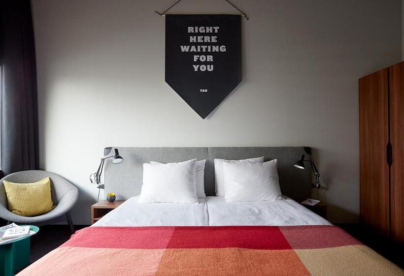 إستوديو ديلوكس, The Social Hub Amsterdam City