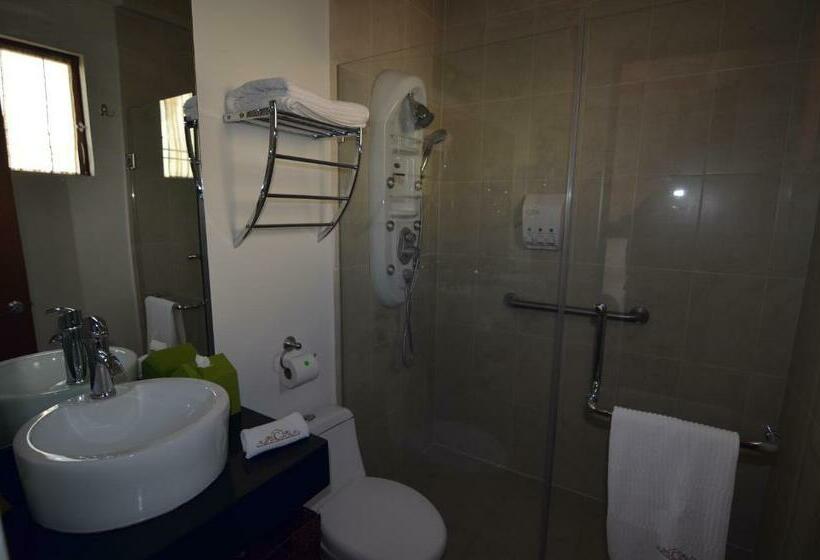 شقة غرفة واحدة, Suites La Concordia