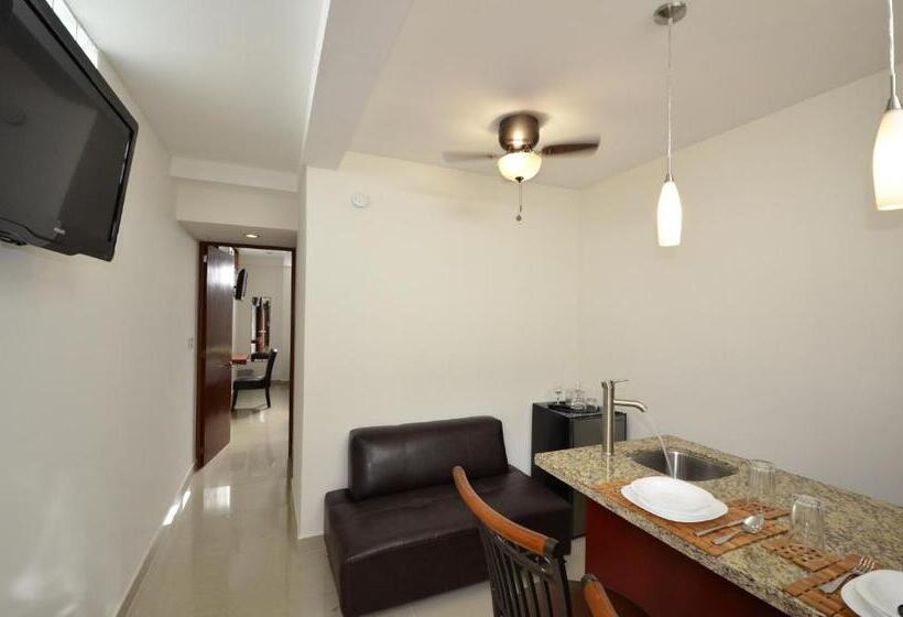 غرفة قياسية رباعية, Suites La Concordia