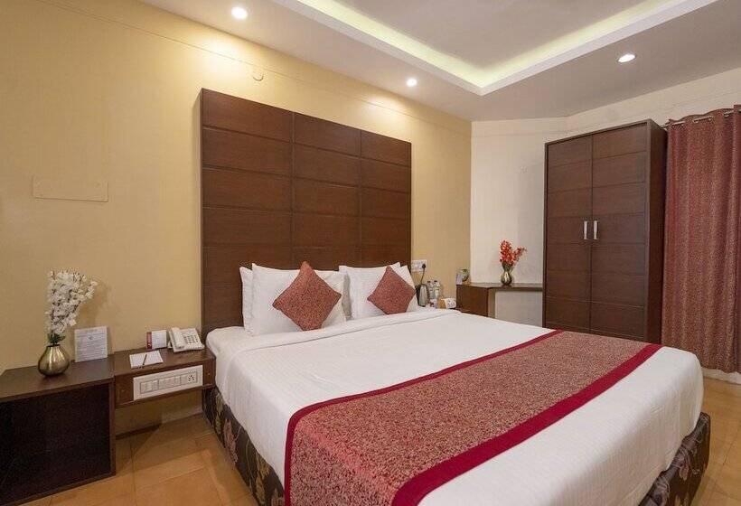 סוויטה, Tgi Star Holidays Yercaud