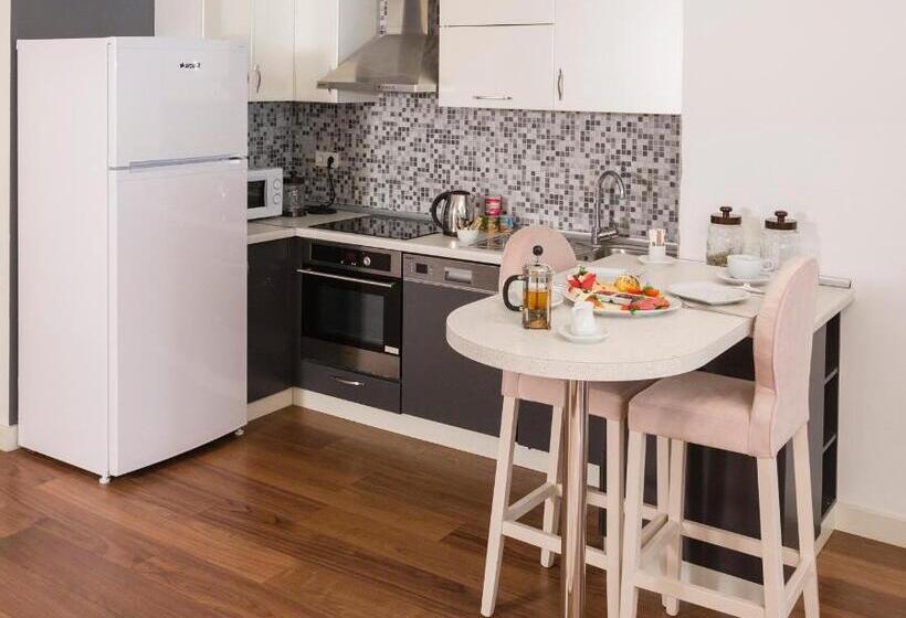 سوئیت خانواده 2 خوابه, Turkuaz Suites Bosphorus