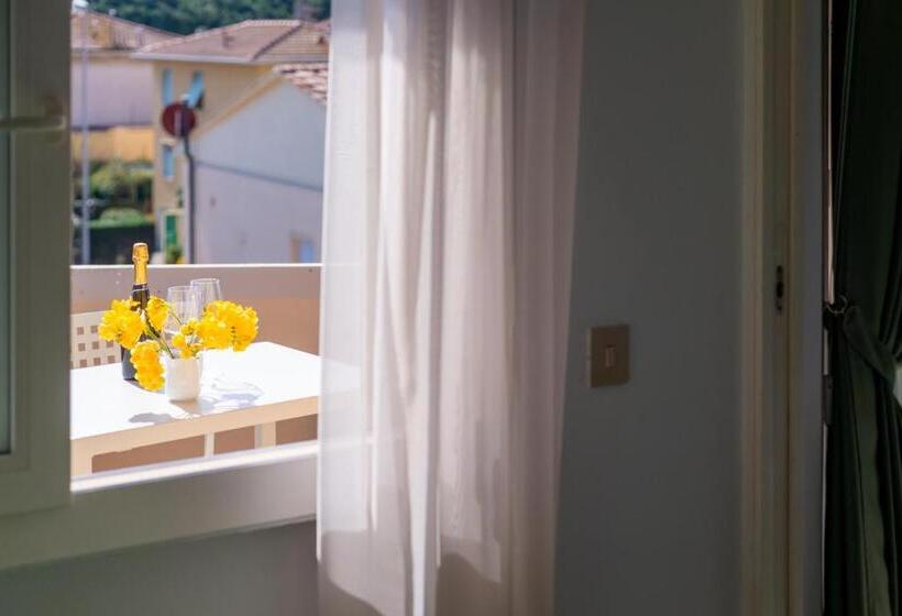 Апартаменты 1 Спальня с Балконом, Residence Marina Di Cecina