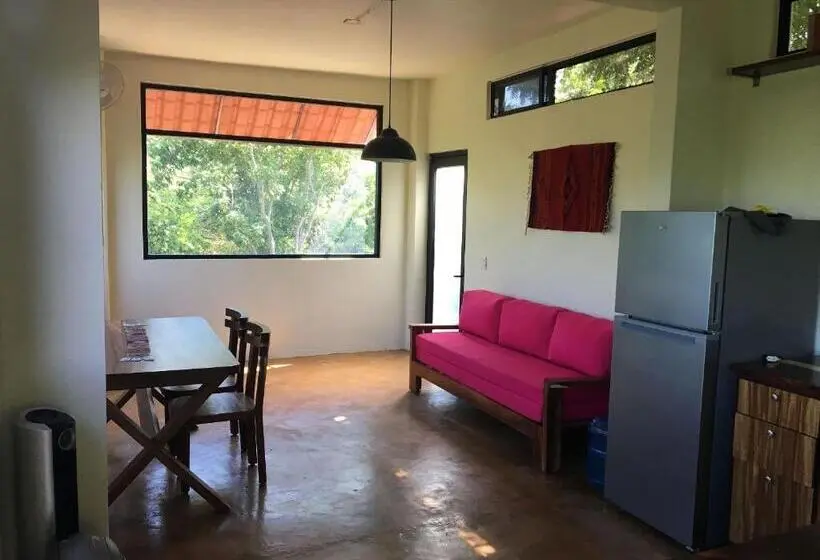 庭の見える1ベッドルームアパートメント, Centro Sati Bungalow
