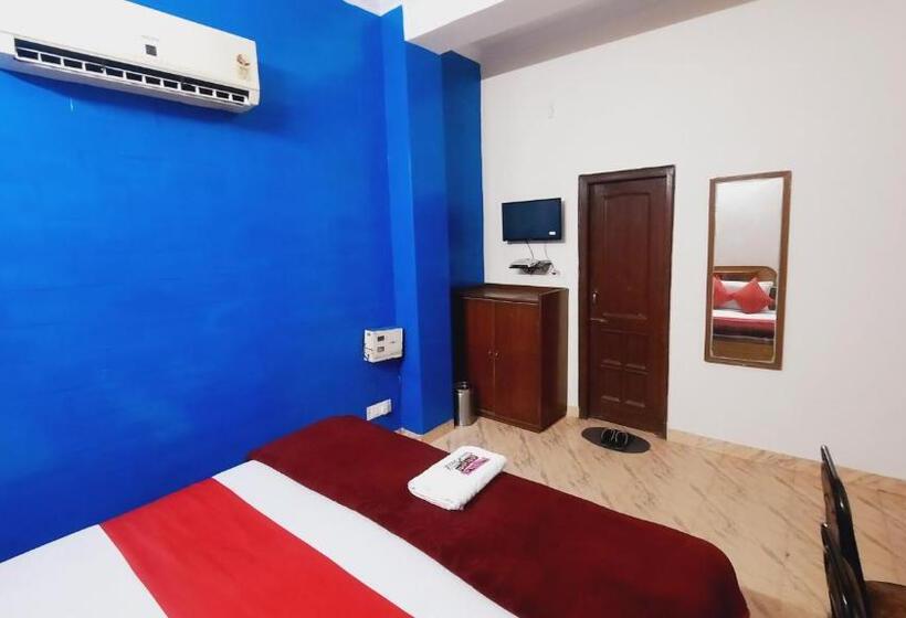 اتاق اکونومی, Holiday Inn Paradise