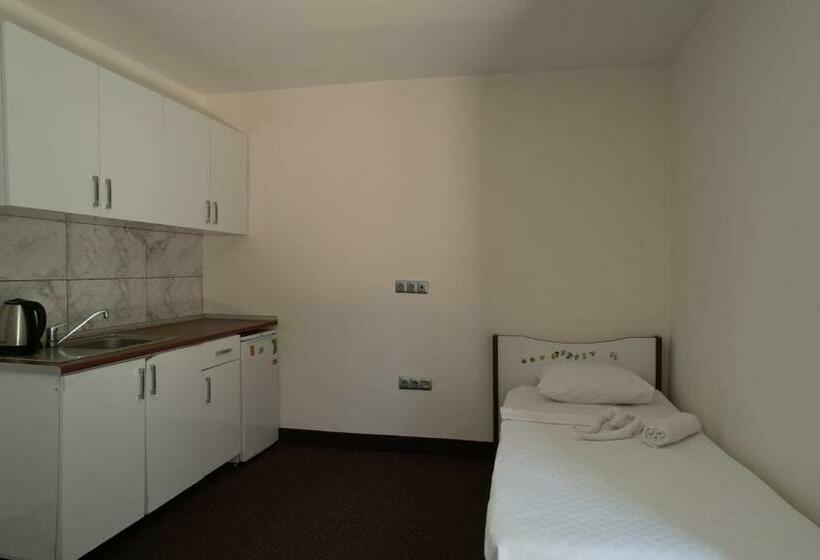 غرفة ديلوكس مطلّة علي البحر مزوَّدة بشُرفة, Meu La Boutique