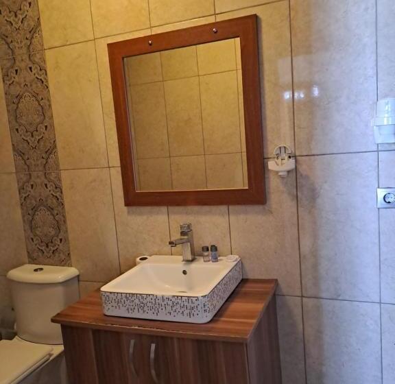 غرفة إقتصادية, Meu La Boutique