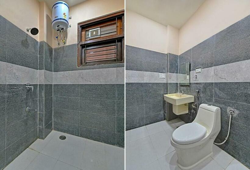 디럭스 트리플 룸, Super Hotel O The Castle Home Stay Inn