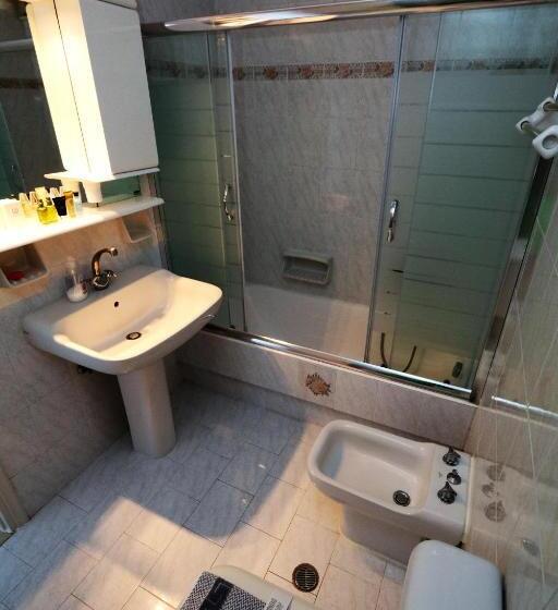 带1个卧室的顶楼公寓, Aris Studios