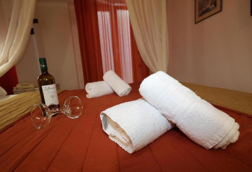 带1个卧室的公寓, Aris Studios