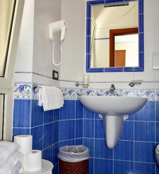 ファミリールーム, Amyclae