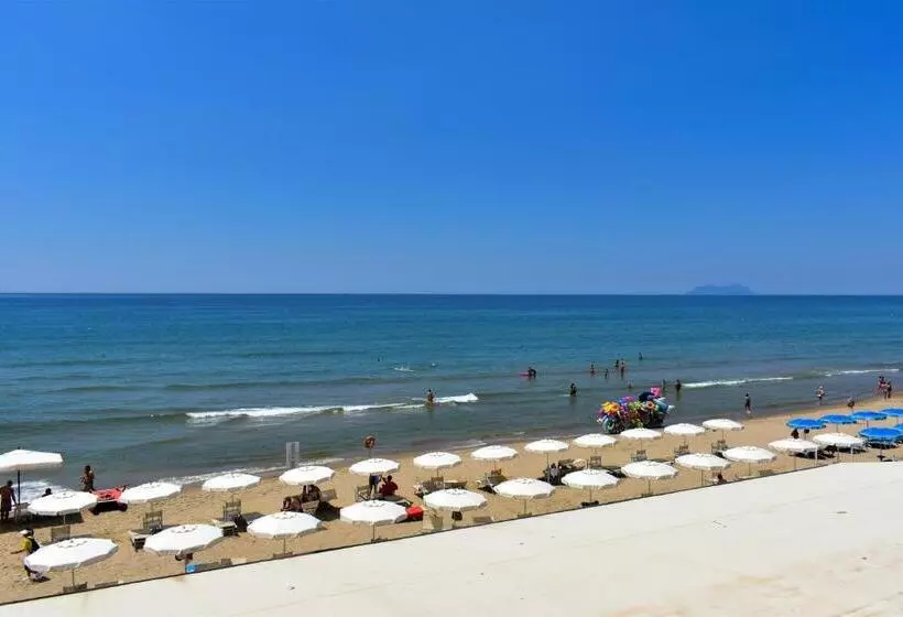 Triple Room Sea View, Amyclae