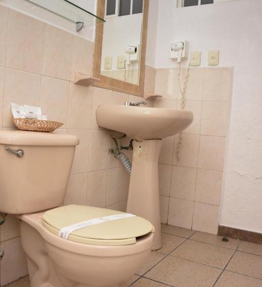 Quarto Standard 2 Camas Casal, Camba