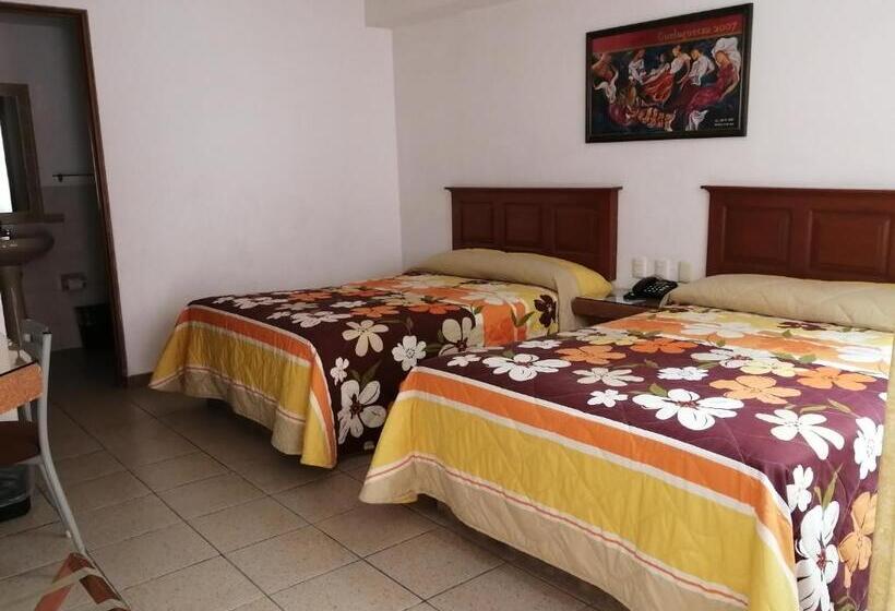 Quarto Standard 2 Camas Casal, Camba